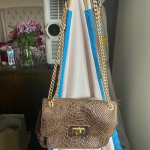 Michael kors crossbody